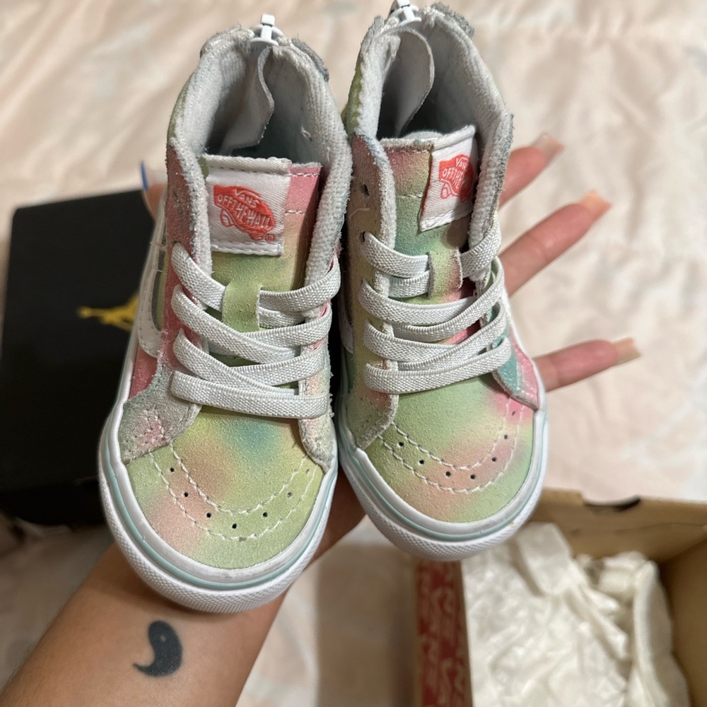 Zip up in the back not actual laces